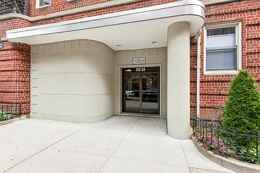 110-34 73 Road