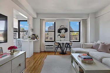 161 West 16th Street