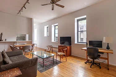 101 West 81st Street